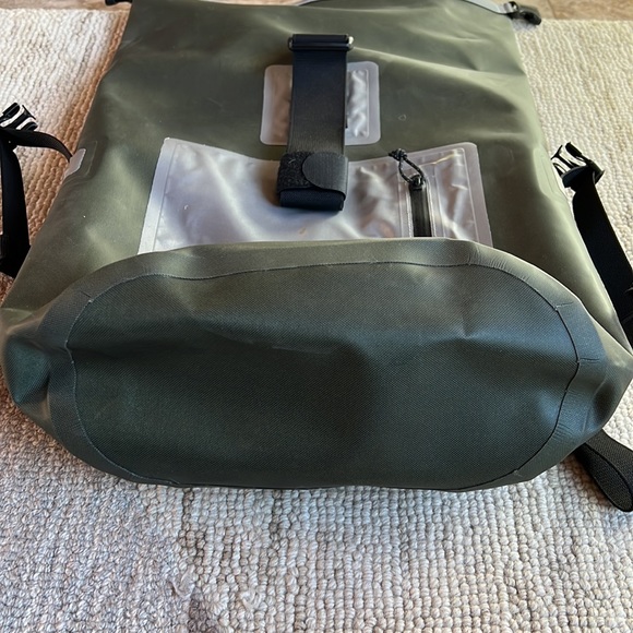 Filson dry bag - Picture 3 of 9
